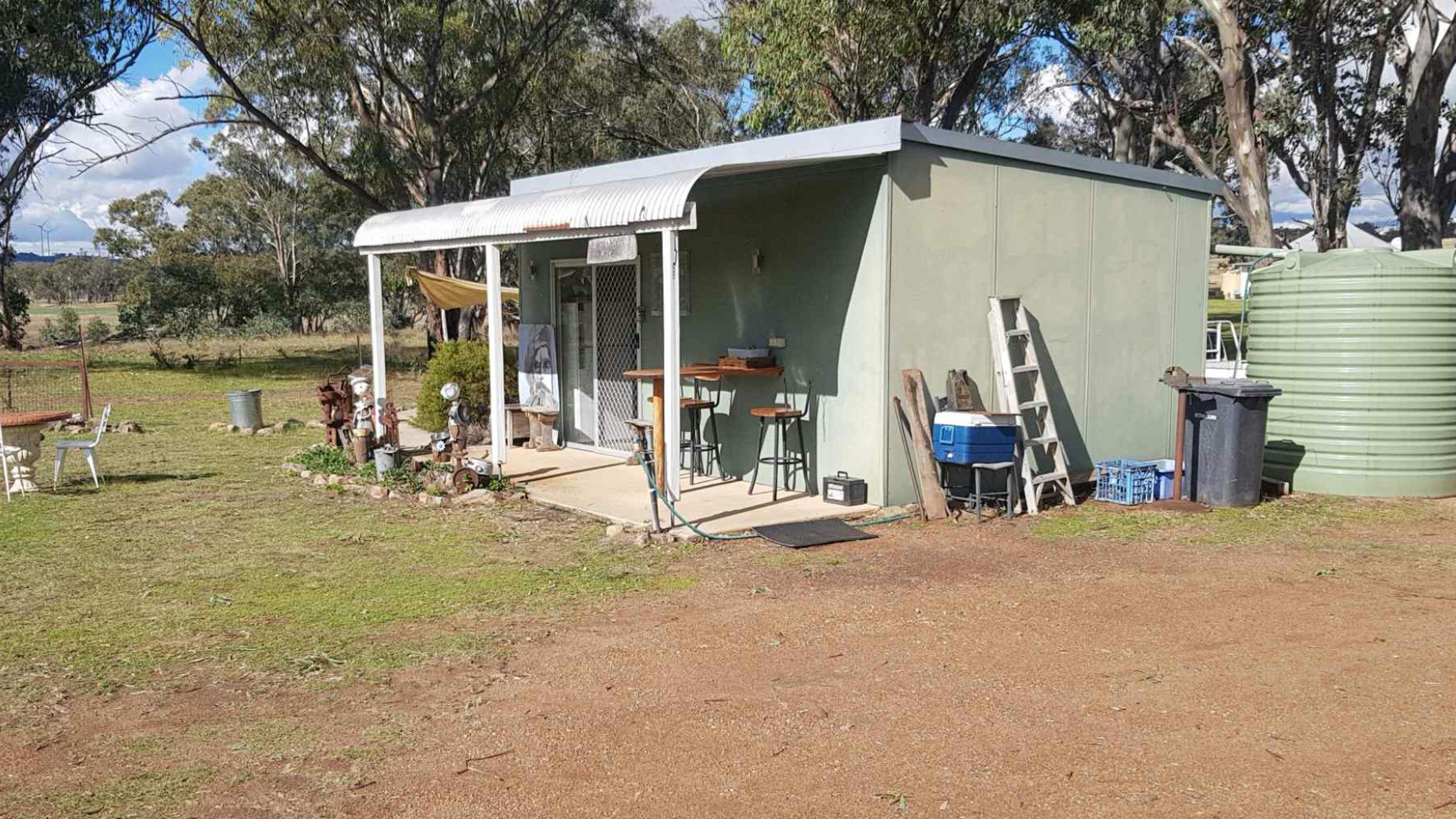 Billabong Blue Fossicking Park