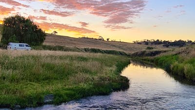 Brooklyn Springs Farm Escape