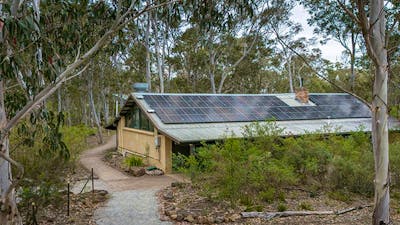 The facilities block at Bungonia campground. Photo: John Spencer/DCCEEW © DCCEEW