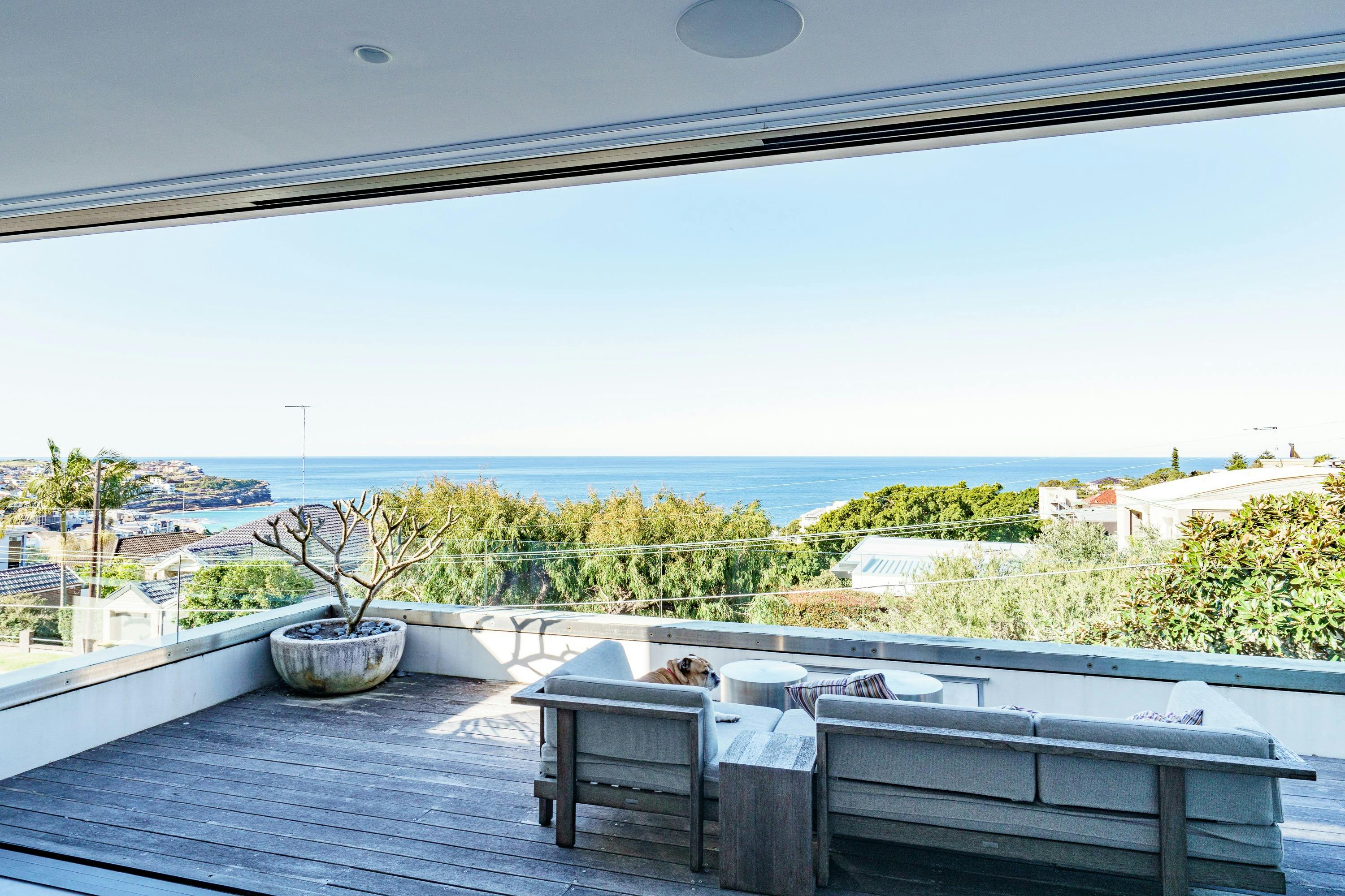 Villa Bronte Blanchfield
