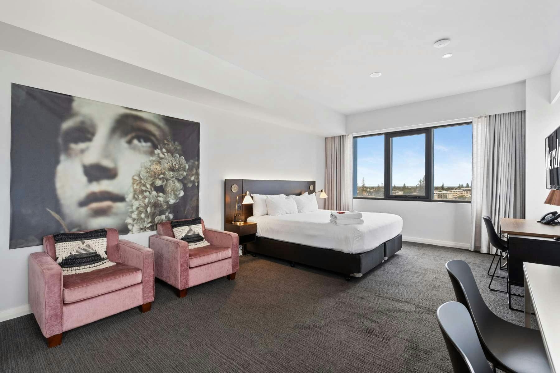 Deluxe King Apartment