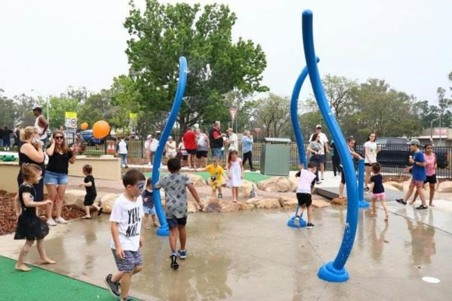 リヴィズ プレイス