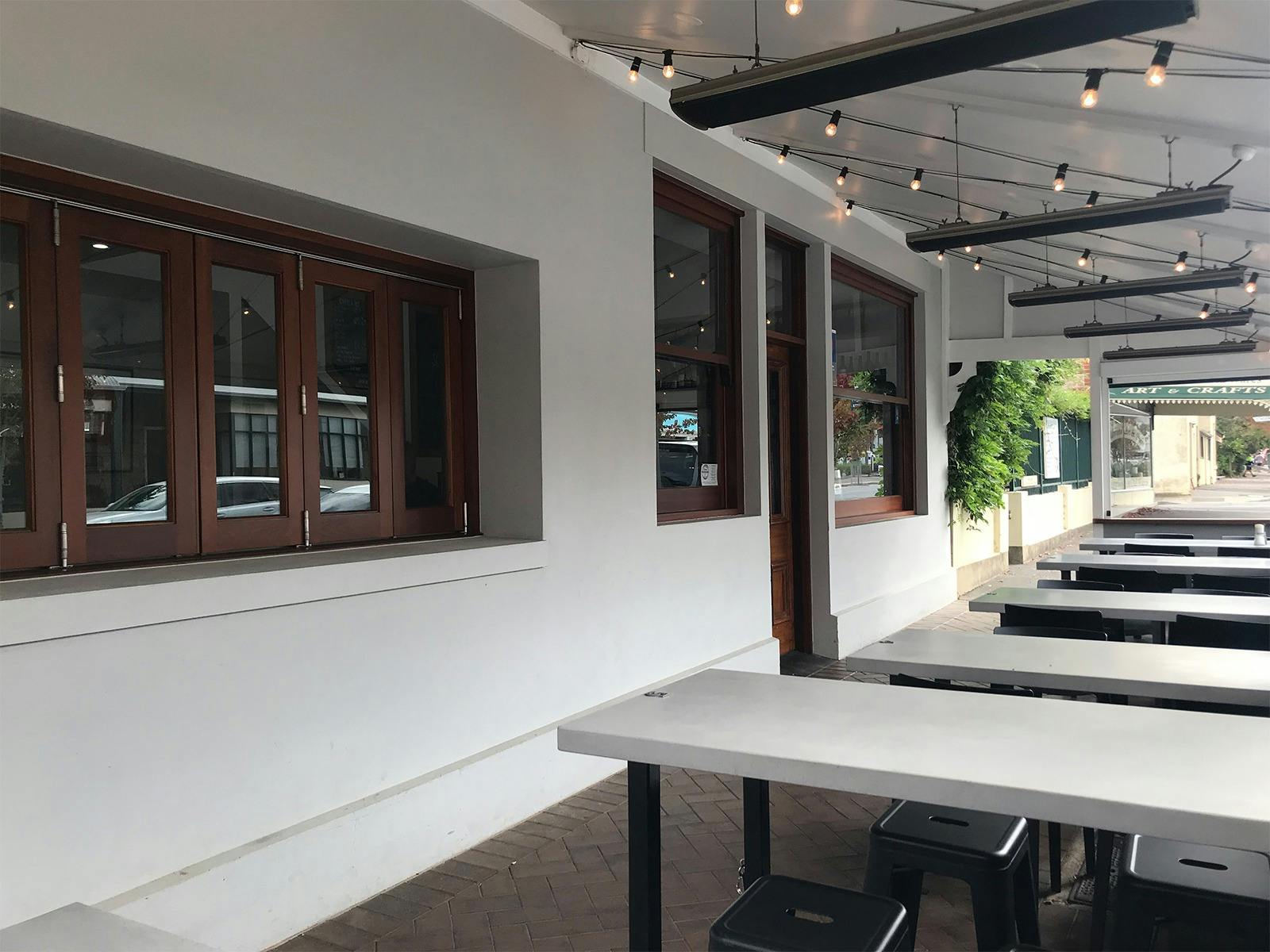 Outdoor Dining at the Woodside Providore