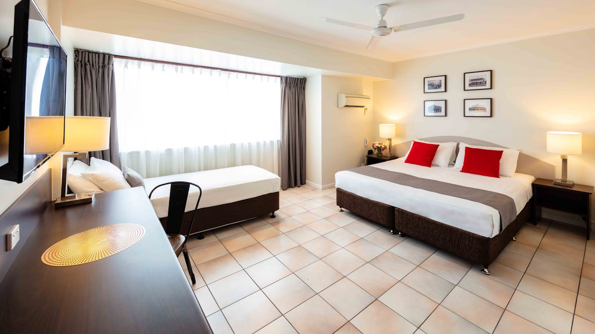 Premium King Plus Room - 1 King Bed + 1 Single Bed