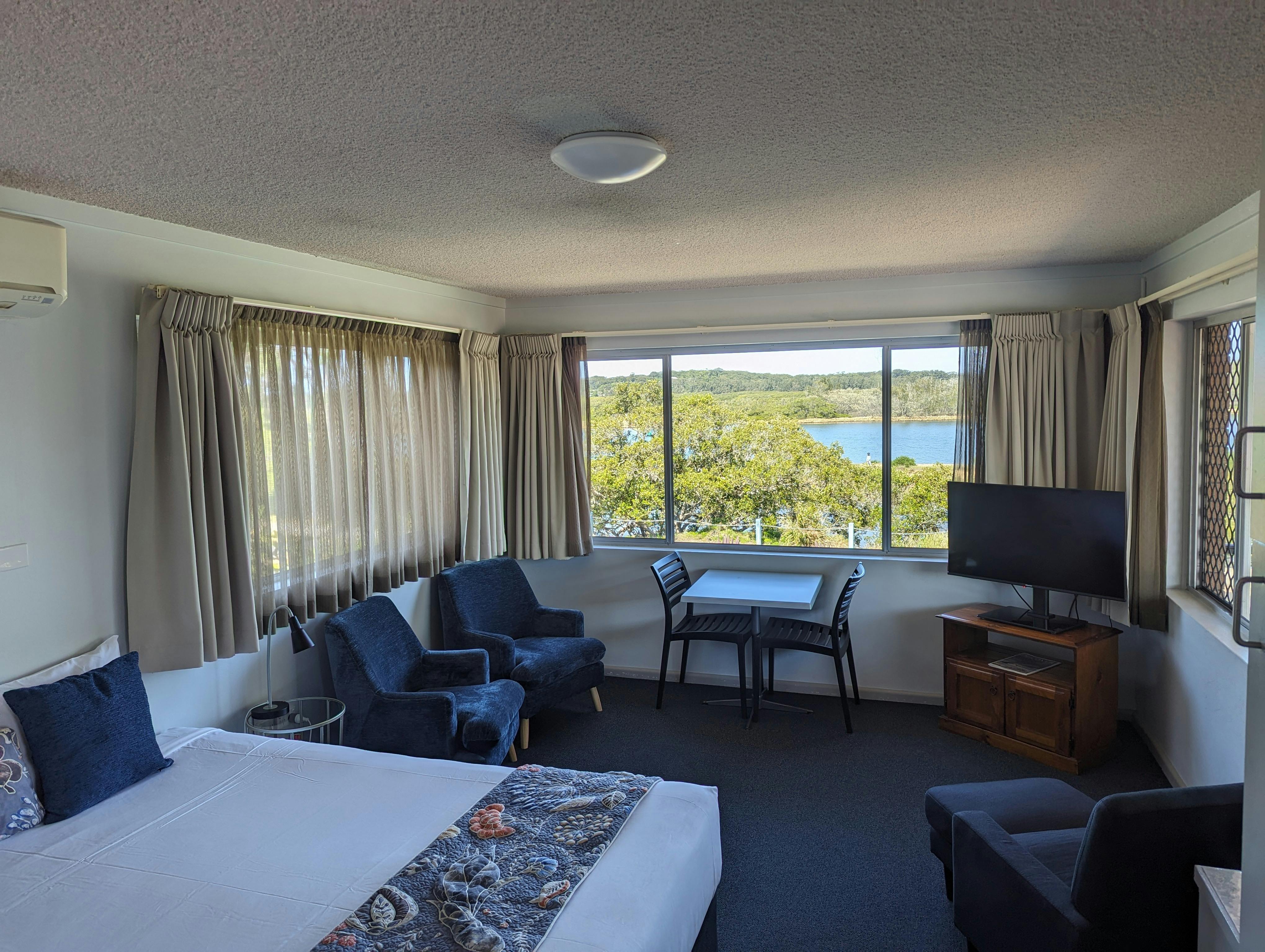 River View King Room