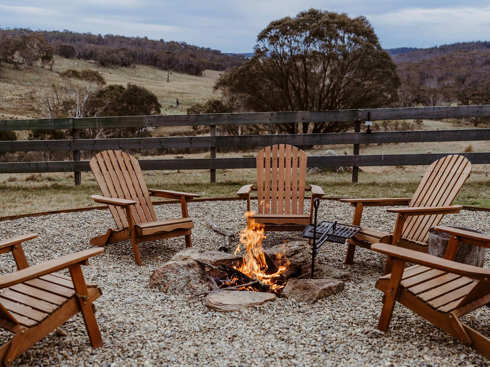 The bon fire set up gives and opportunity to spend more time in nature, cook outdoor and star graze.