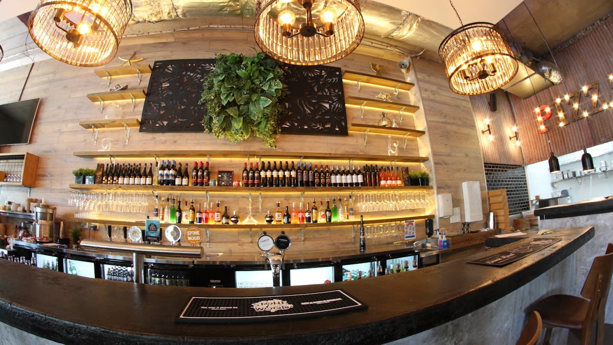 Bar