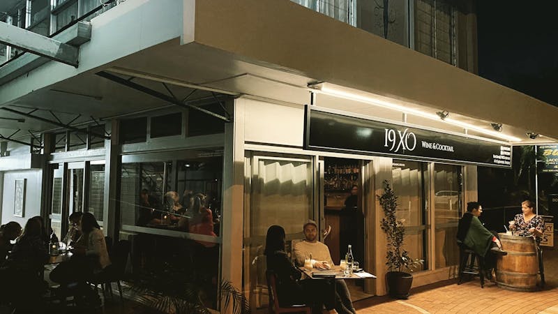 19XO Wine & Cocktail