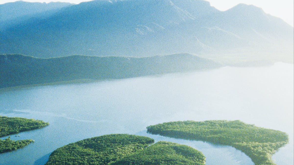 Fishing on Hinchinbrook Island Fishing on Hinchinbrook Island