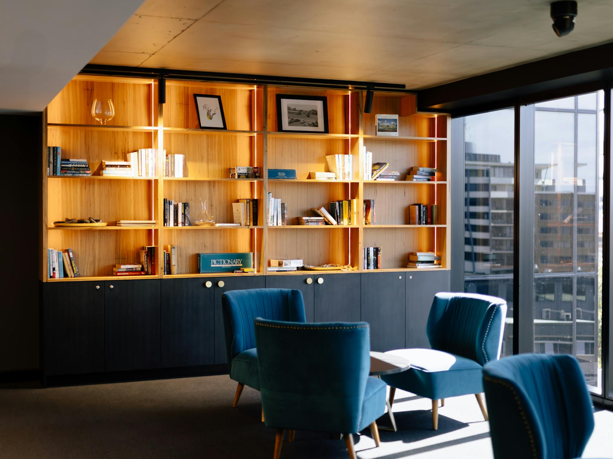 Level 5A Lobby Seating Area
