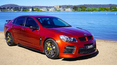 GTS on Lake Burley Griffin Luxury Sightseeing Tour Gourmet lunch
