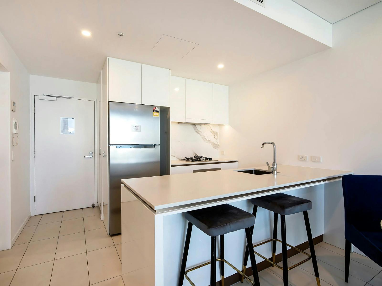 Hope Street Apartments by CLLIX