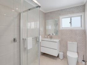 Modern Bathroom