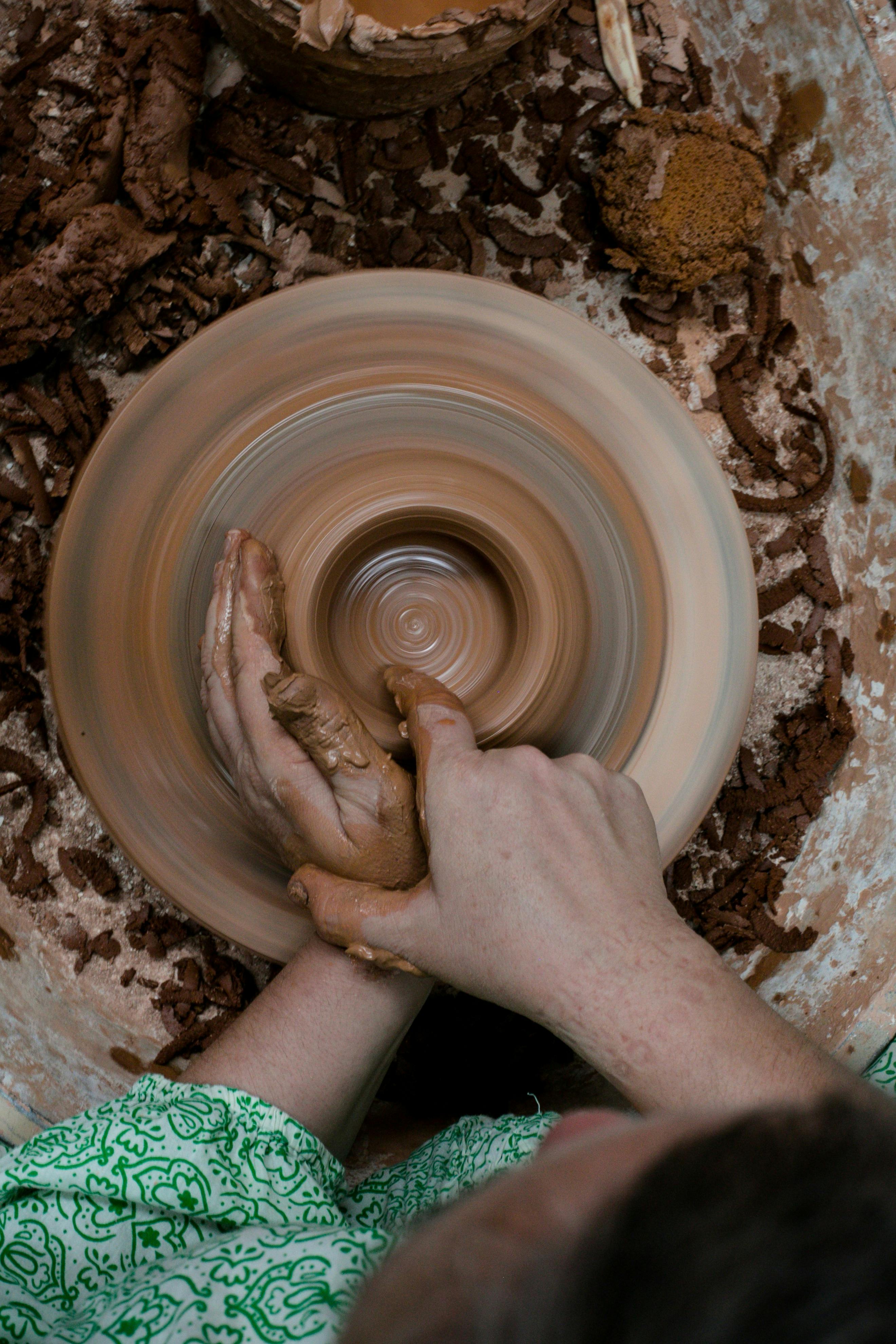 The Great Clay Throw: A Pottery Wheel 2 hour Taster