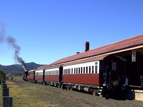 Stanthorpe to Wallangarra & Return – Optional Lunch on Wallangarra Station