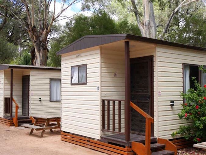 Ensuite Cabins