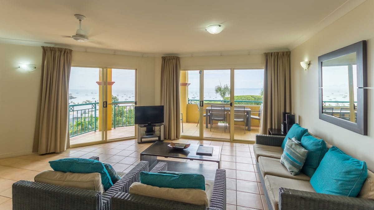 lounge room