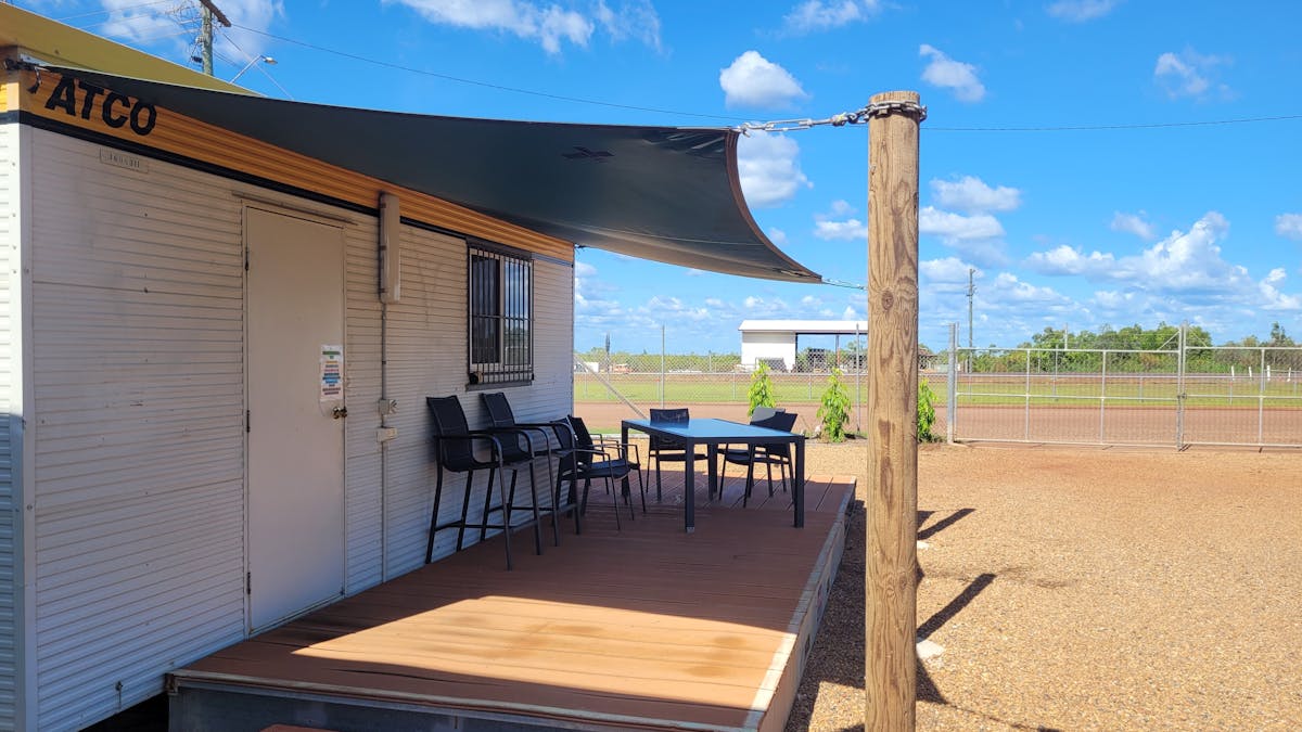 Normanton Airport Accommodation Communal Kitchen, Lounge and Dinning and open entetaining area