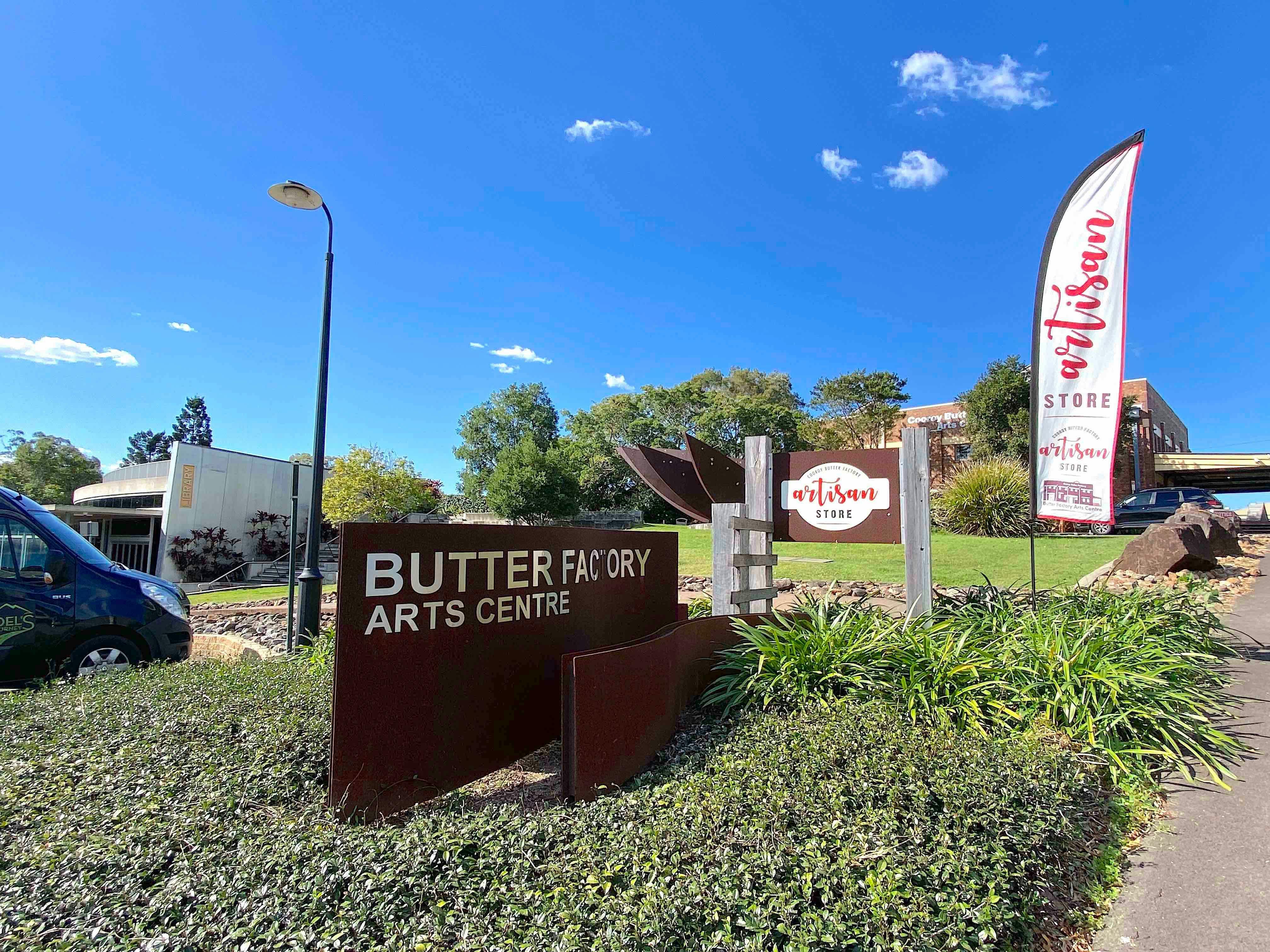 Sunshine Coast Hidden Country Delights Private Tour with Lunch, Ginger Factory, Eumundi and more