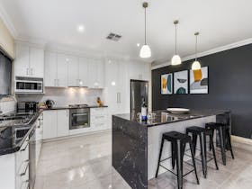 #mountgambieraccommodation#mtgambieraccommodation#mtgambierapartments#staymountgambier#alohamtgambie