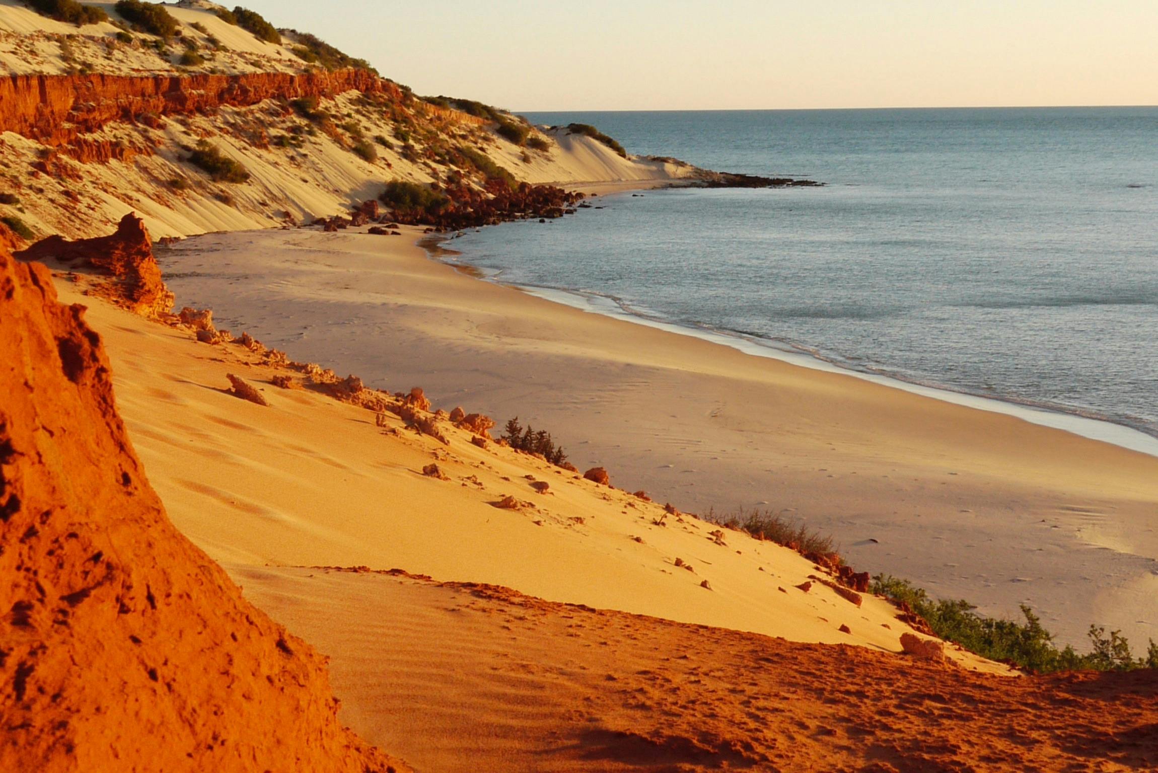 Afternoon light on Cape Peron, white sand and blue water
