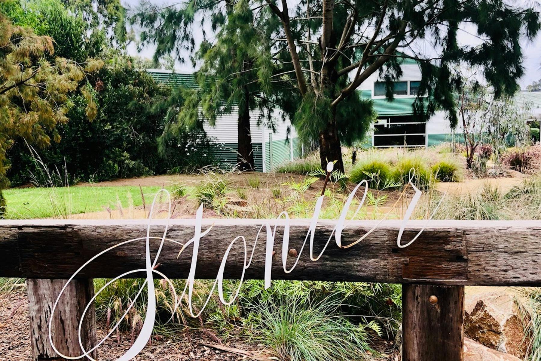 entrance to stonier winery