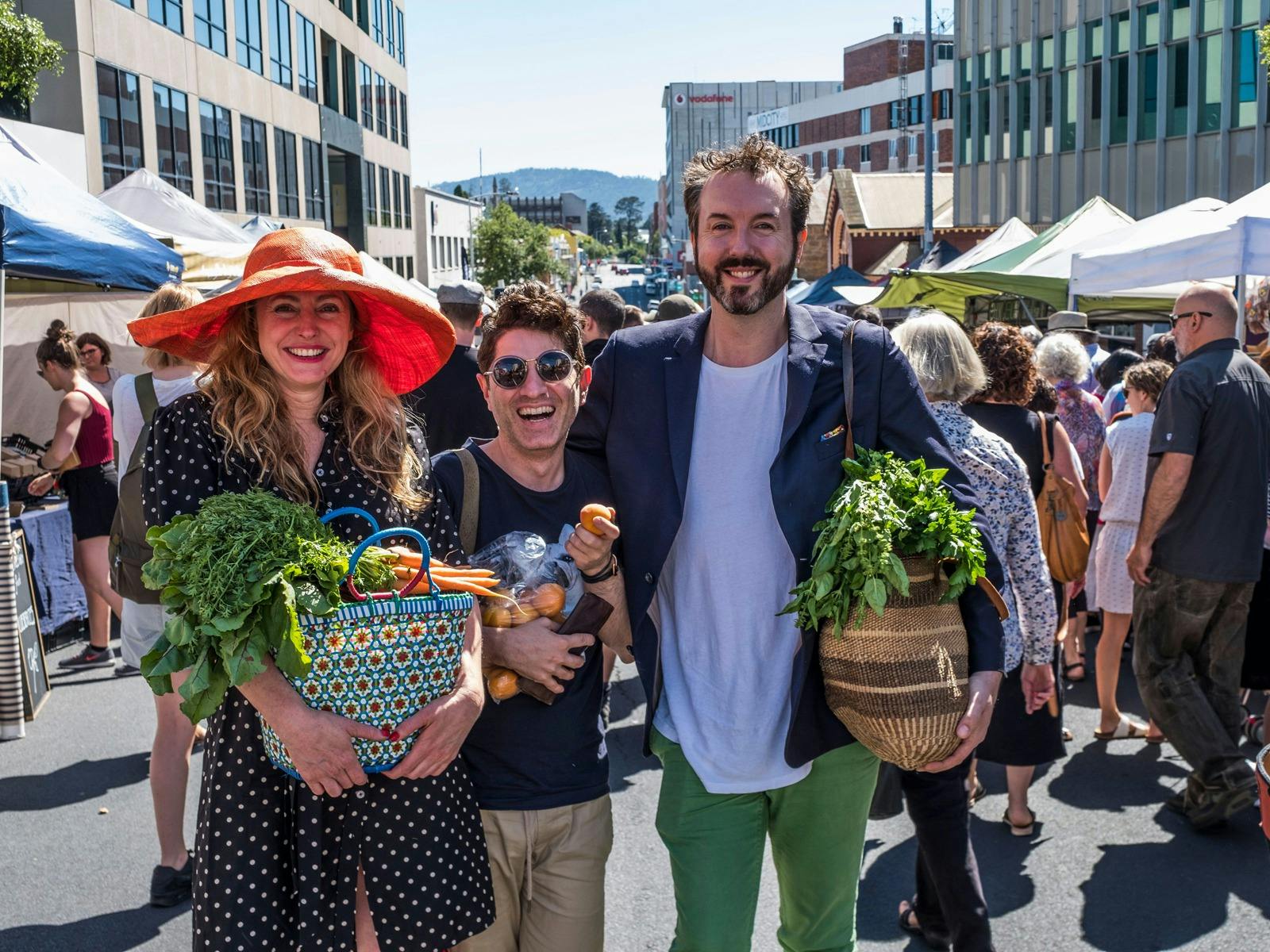 Farm Gate Market - customers