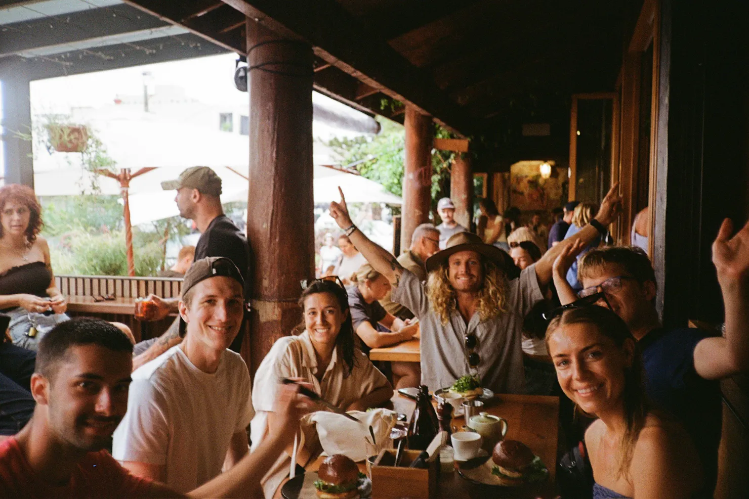 surf bus lunch