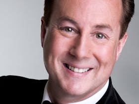 Dr Jonathon Welch AM