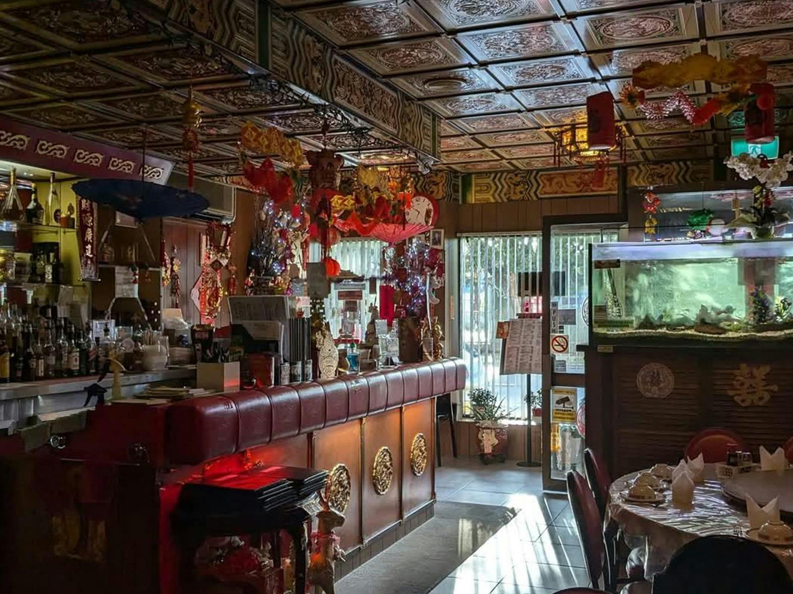 Ho's Palace Seafood and Chinese Restaurant