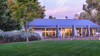 Smokehouse restaurant, artisan smokehouse, restaurant in the vines winery cafe