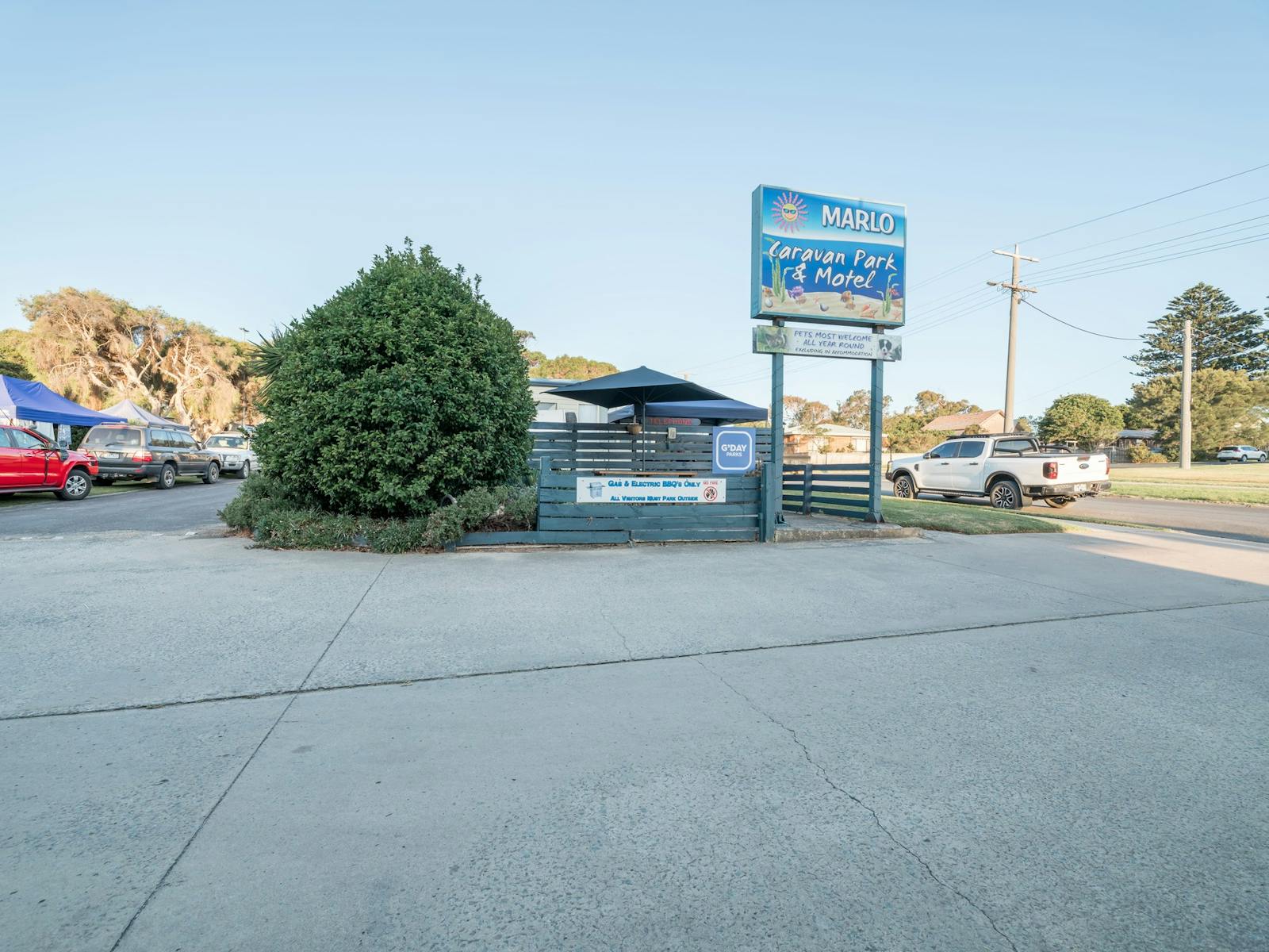 Marlo Caravan Park and Motel Entrance