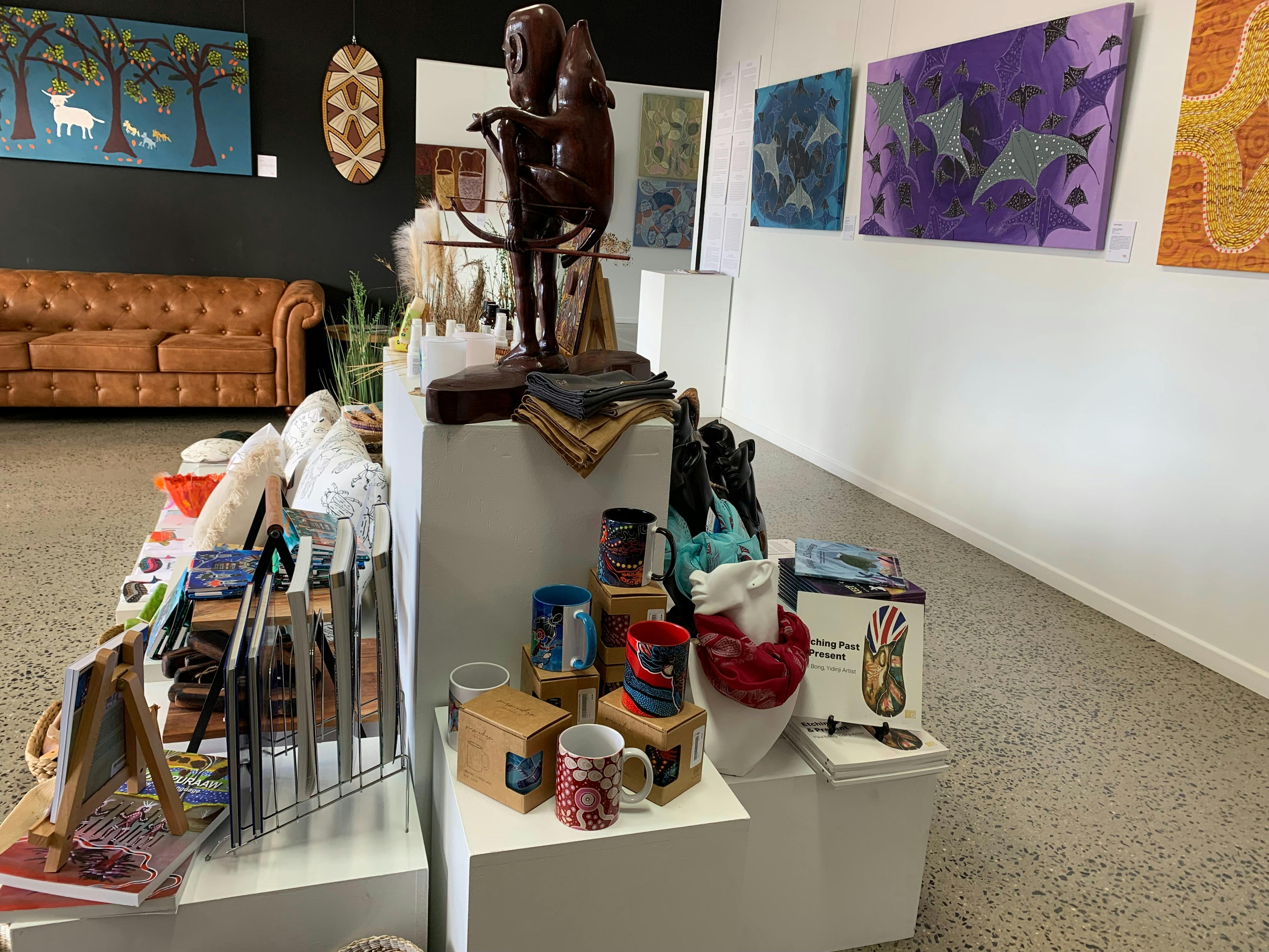 UMI Arts Shop & Gallery