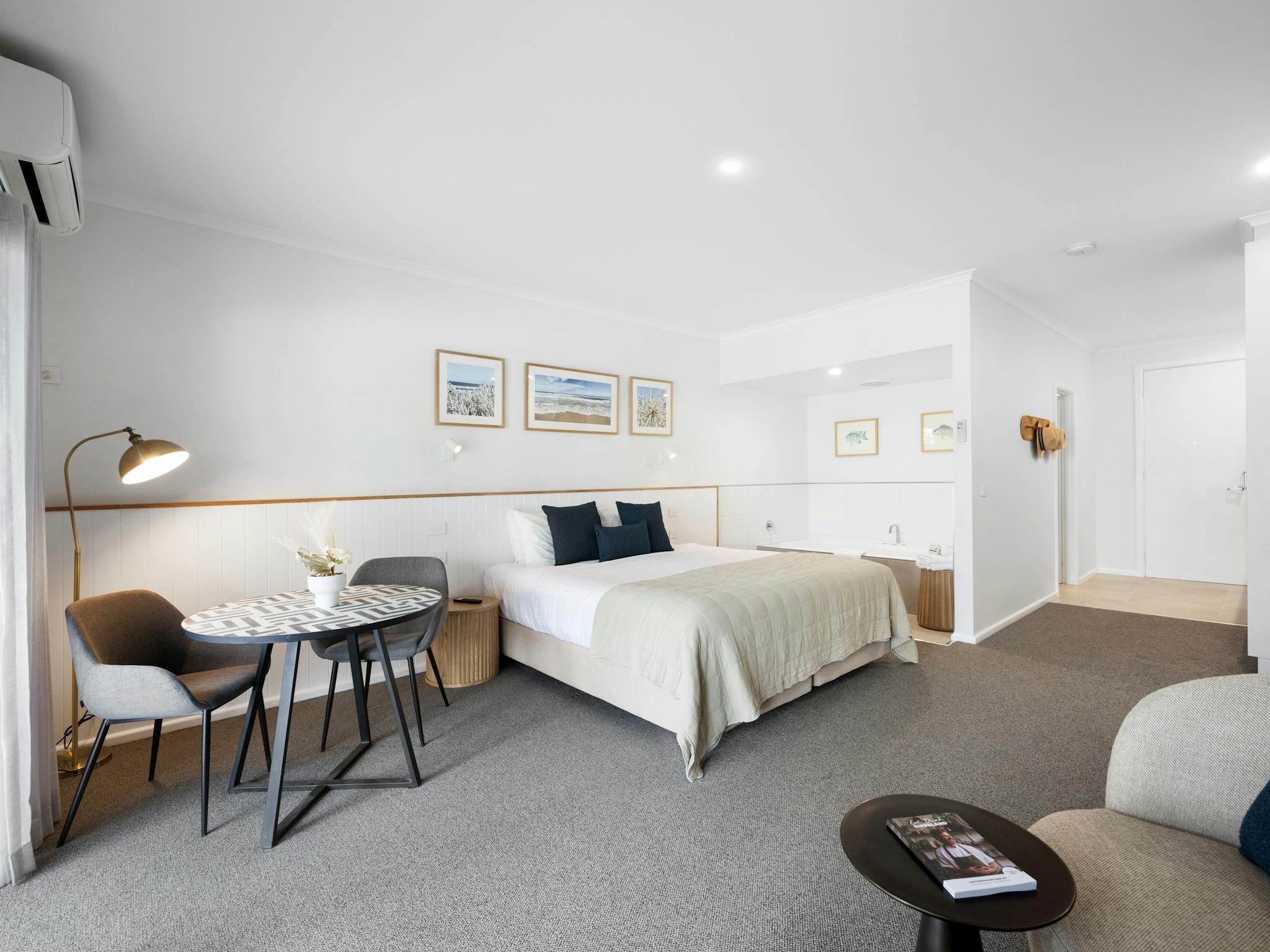 Spa motel room