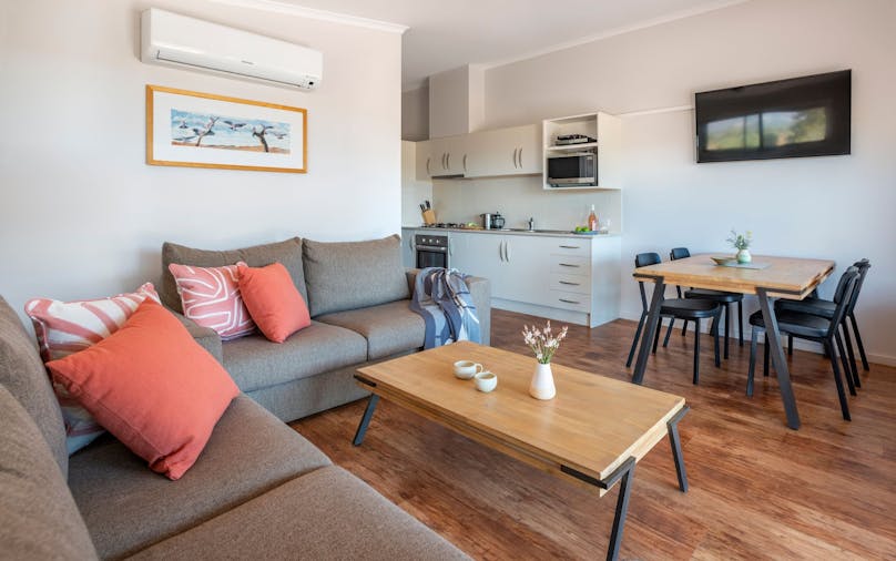 Prelinna Superior Holiday Units Two Bedroom