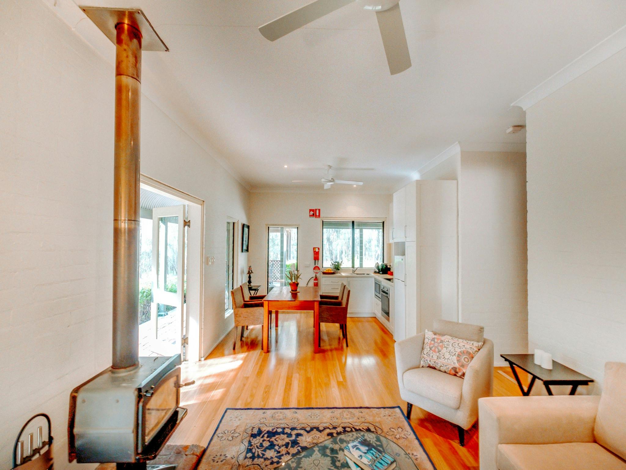 Casuarina Cottage - Living/Kitchen