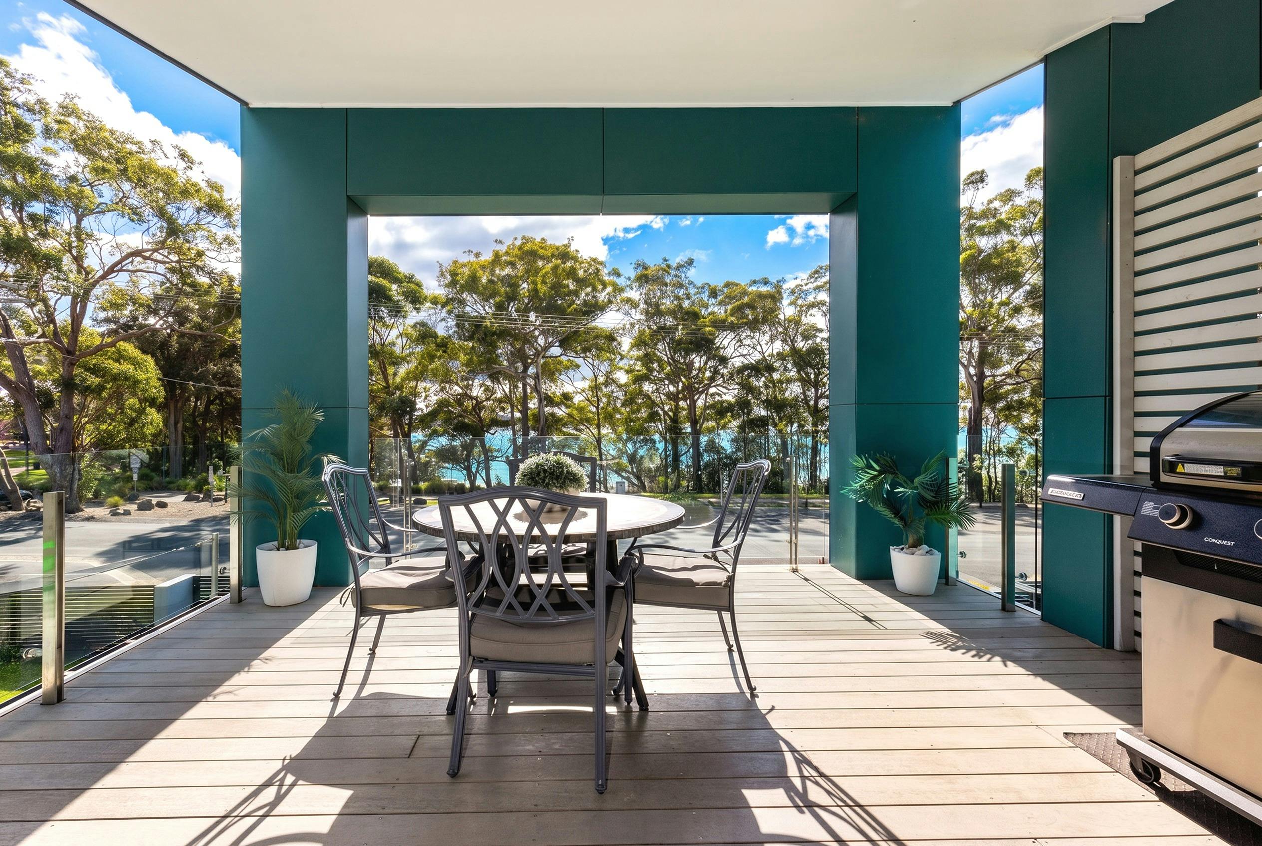 Outdoor Dining with views