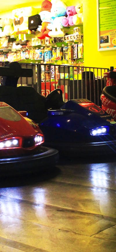 Dodgem cars in a row