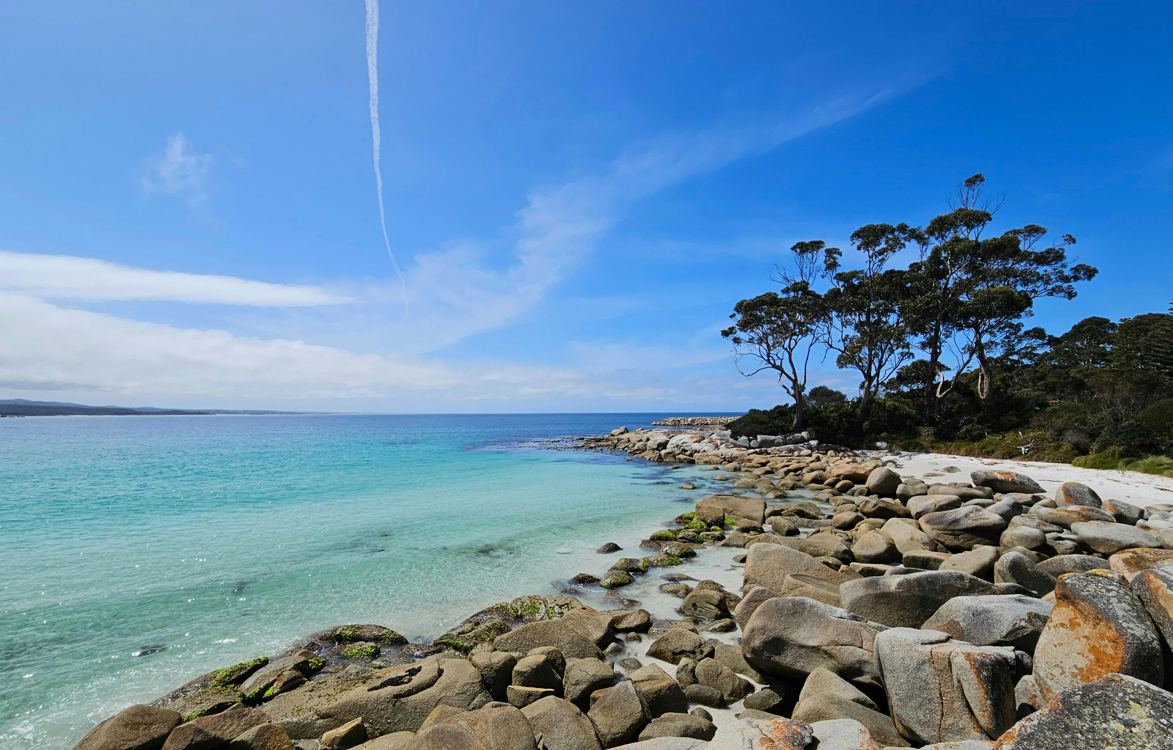 Bay of Fires magic with Fun Tassie Tours