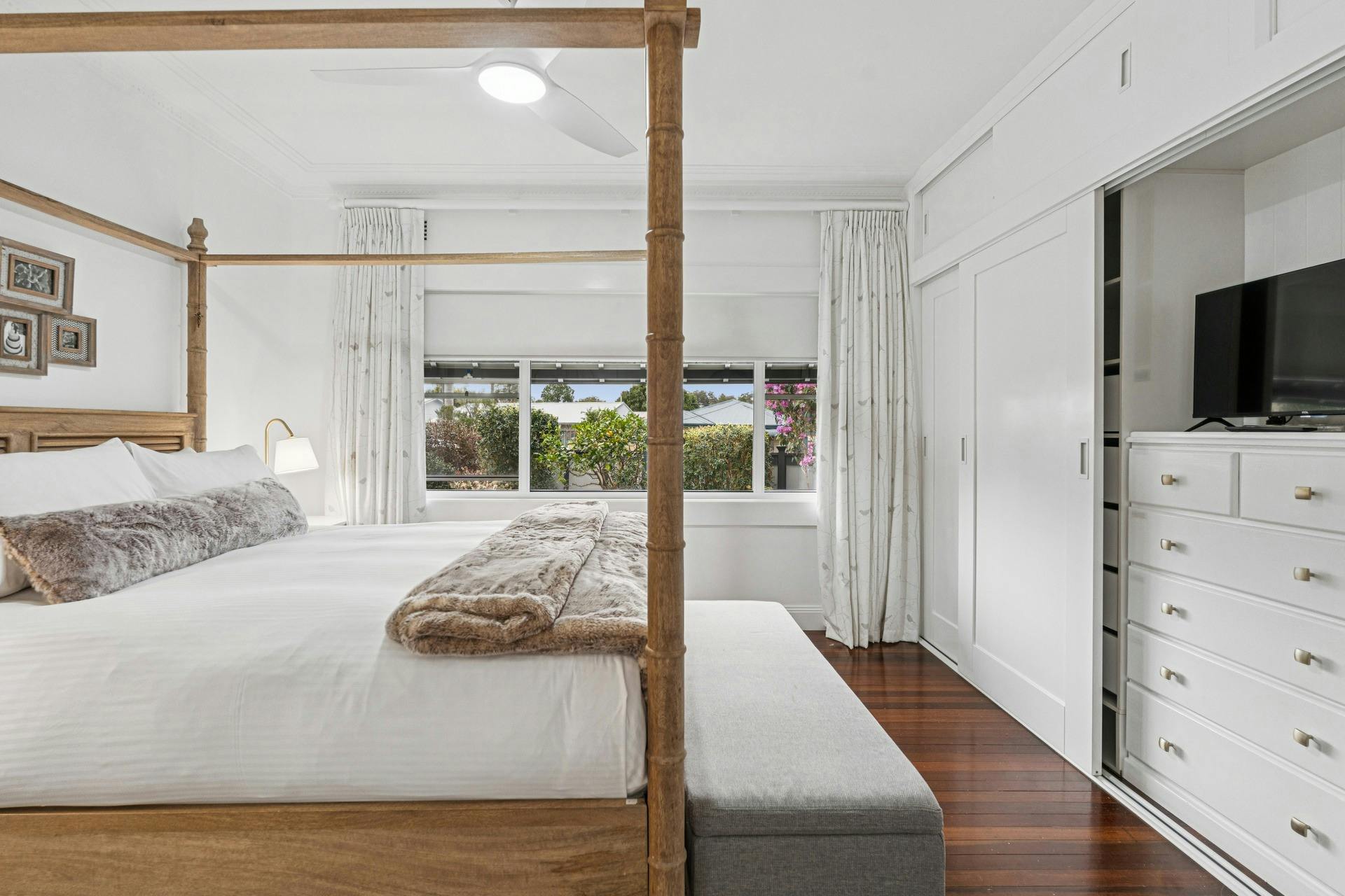 Bedroom - Ellie's Cottage