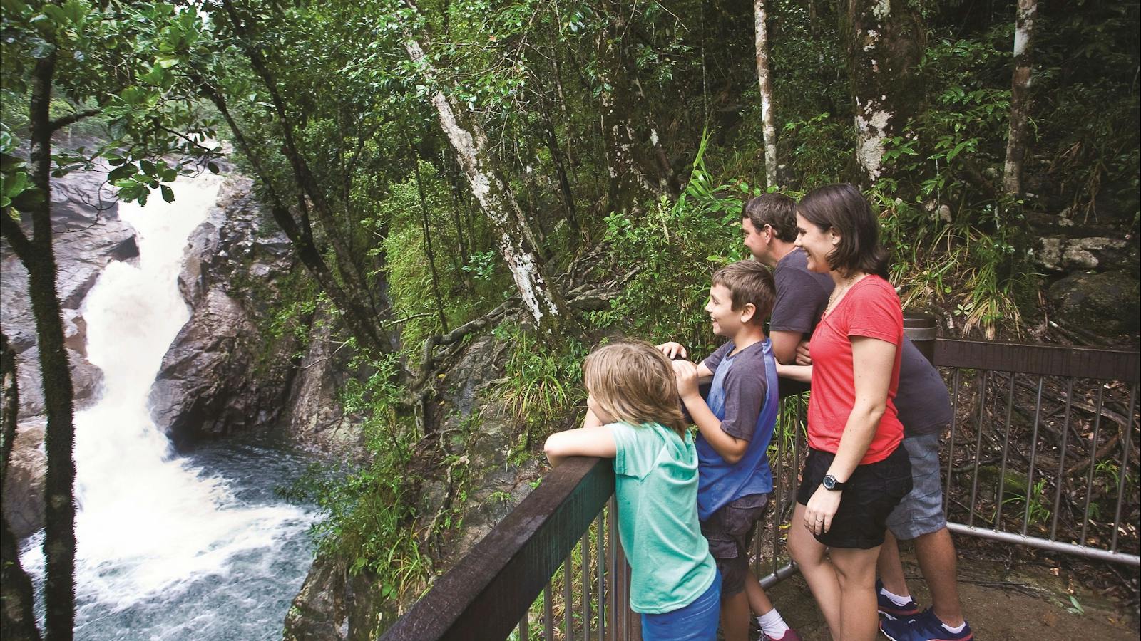 How to holiday on The Hibiscus Coast with your family