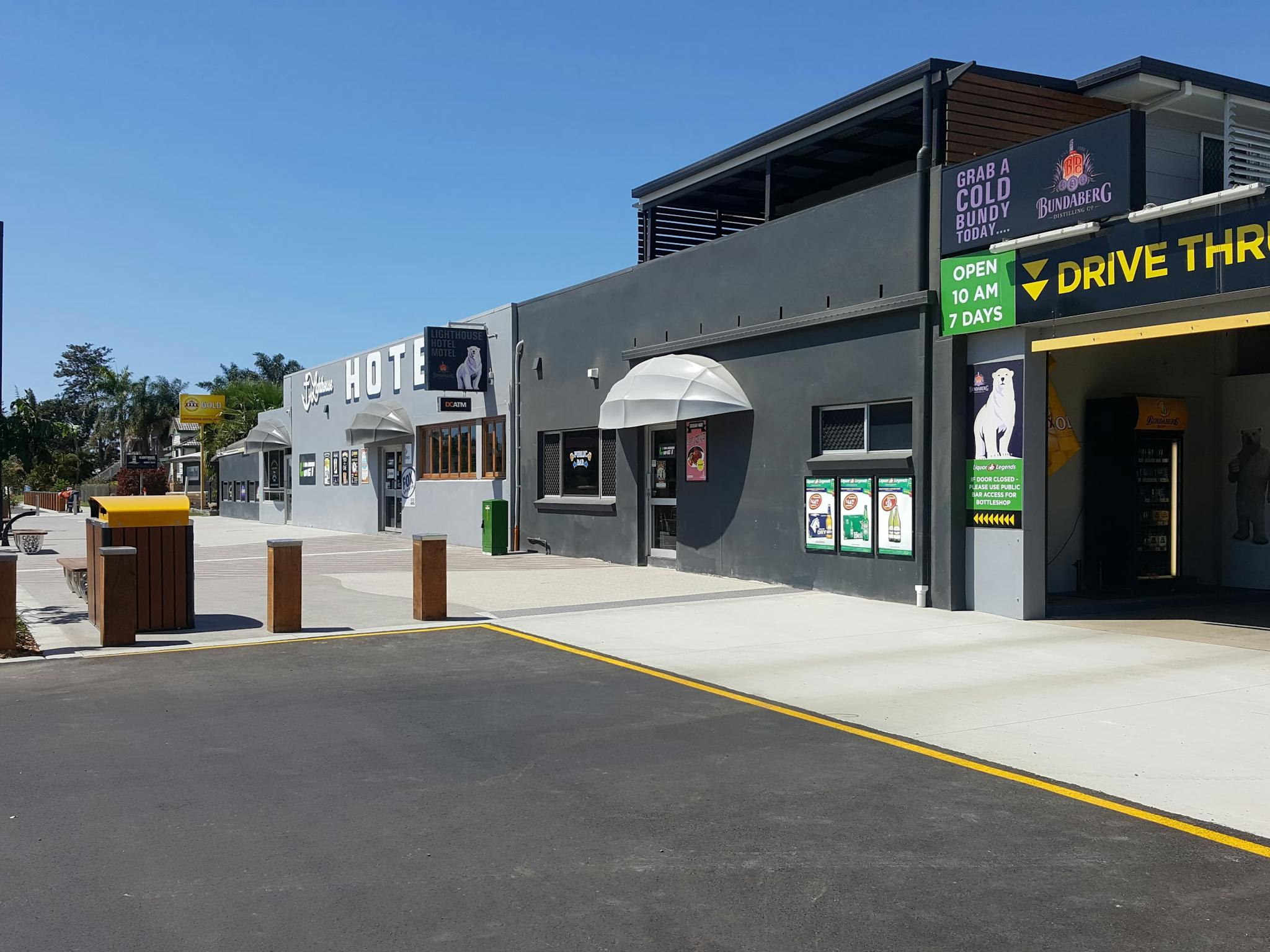 Bottleshop Enterance Bottleshop Enterance