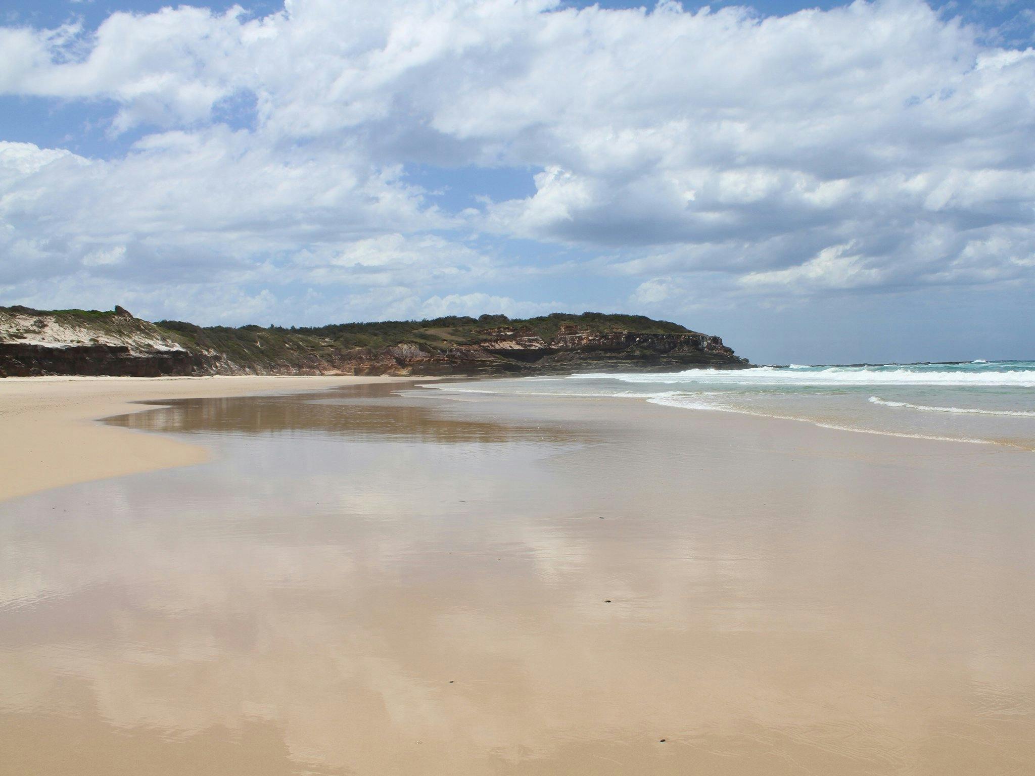 シェリー洞窟を北に見ています。