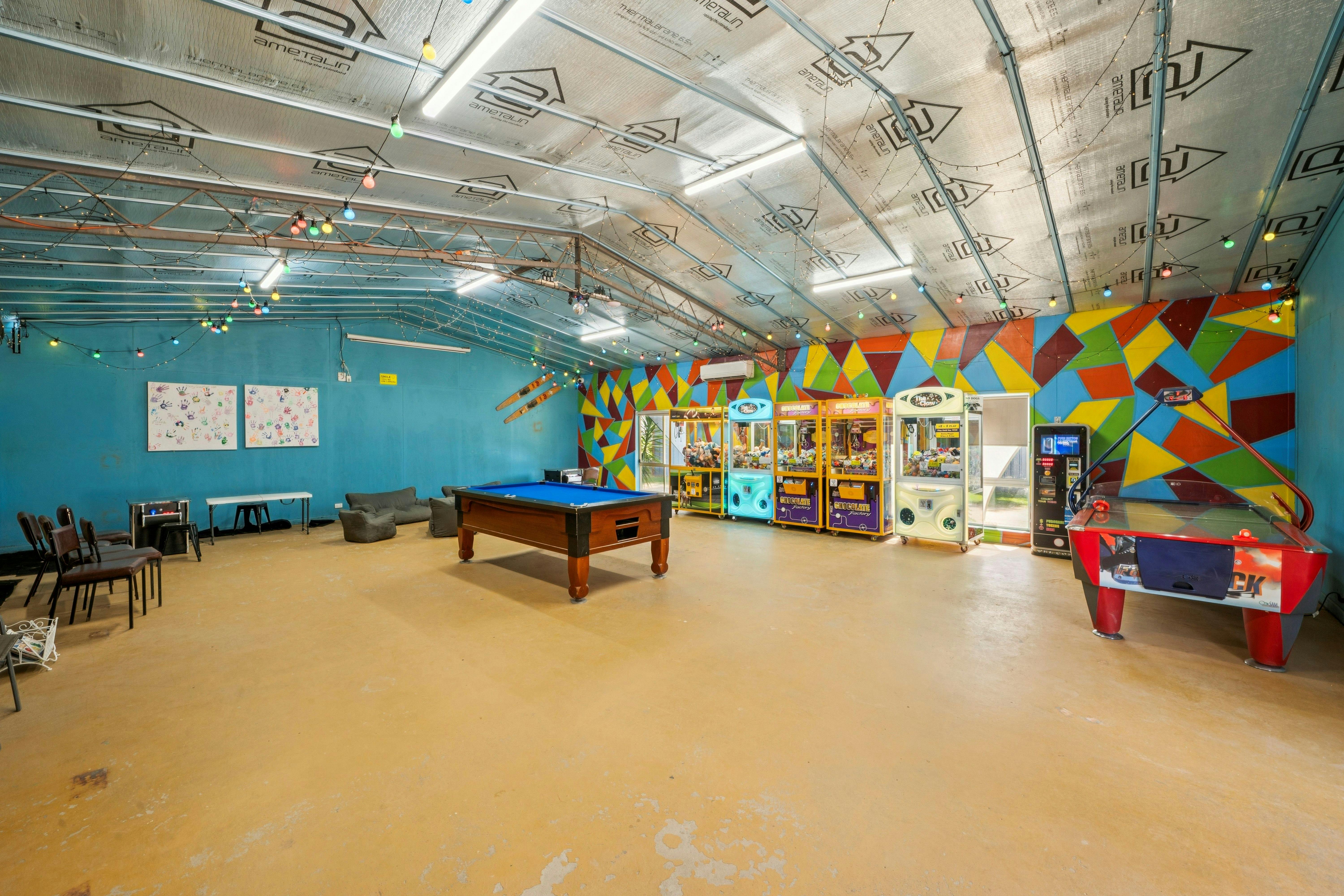 인지니아 홀리데이 머레이 벤드