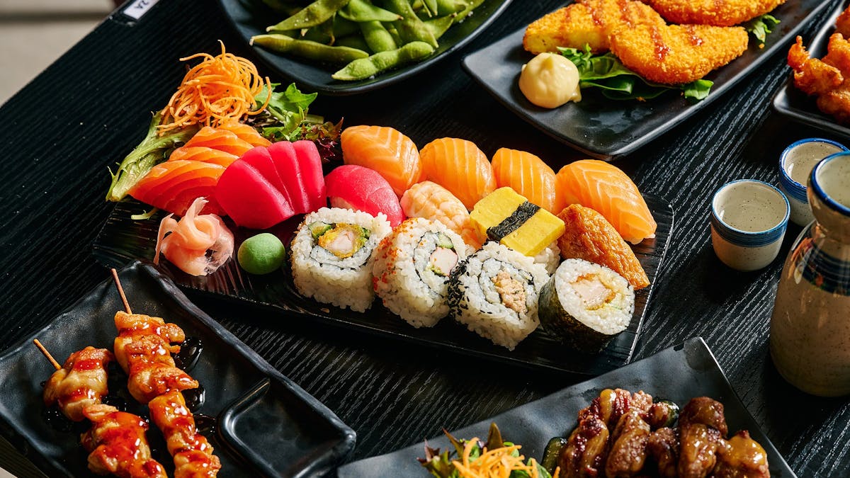 Sushi & Sashimi Platter