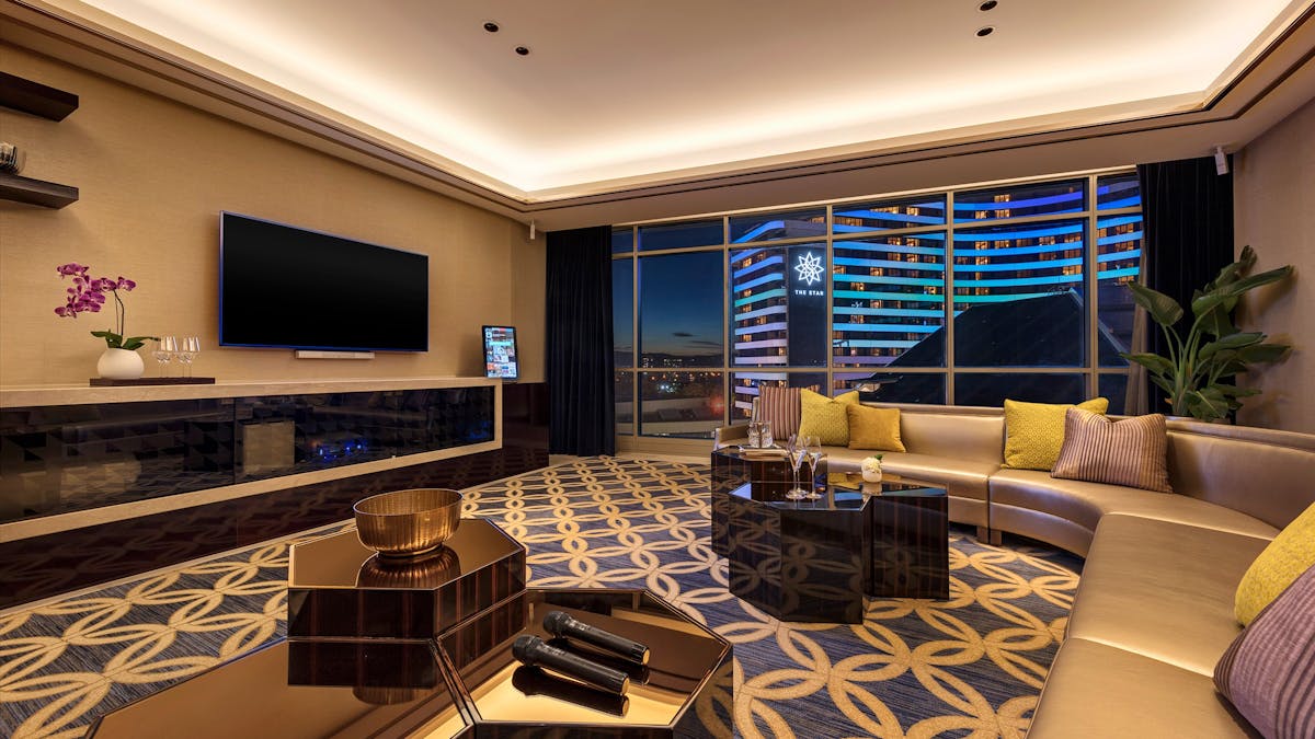 penthouse lounge