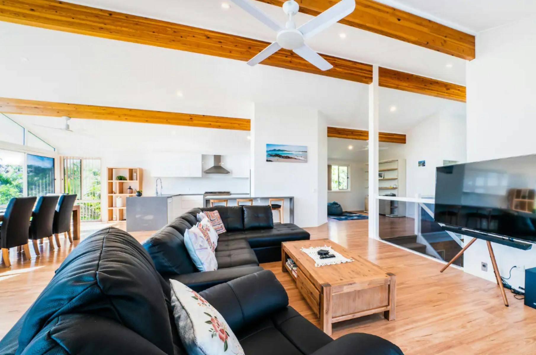 Beachfront Escape Forster