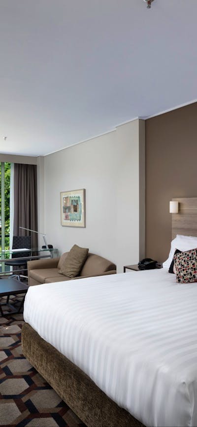 Executive King Suite bedroom