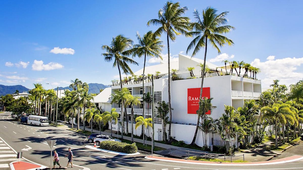 Cairns hotel one block from the esplanade