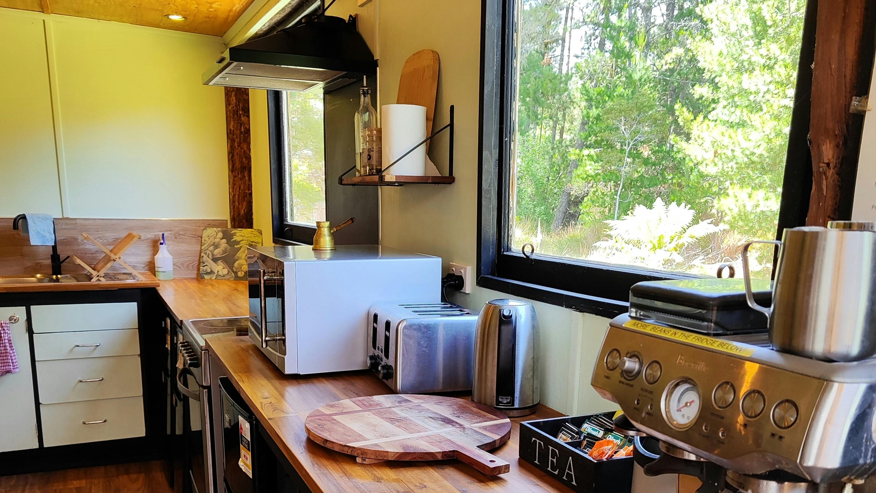 Zeehan Bush Camp